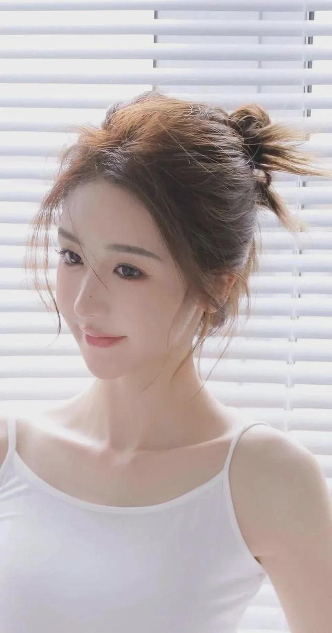 精品一卡二卡三卡分类V